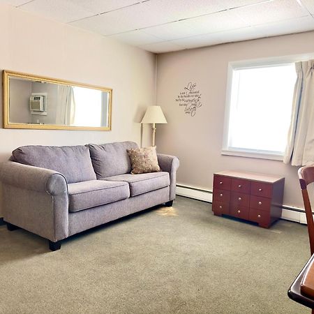 Farmington Colonial Valley Motel מראה חיצוני תמונה