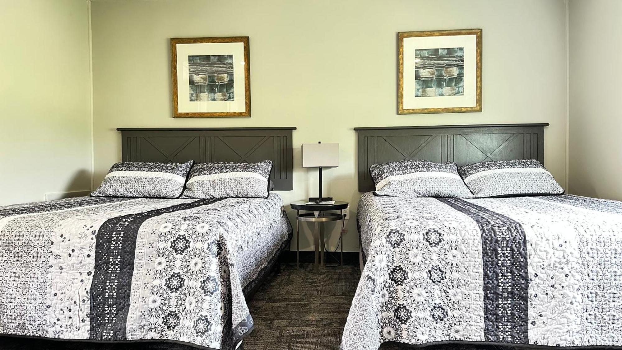 Farmington Colonial Valley Motel מראה חיצוני תמונה