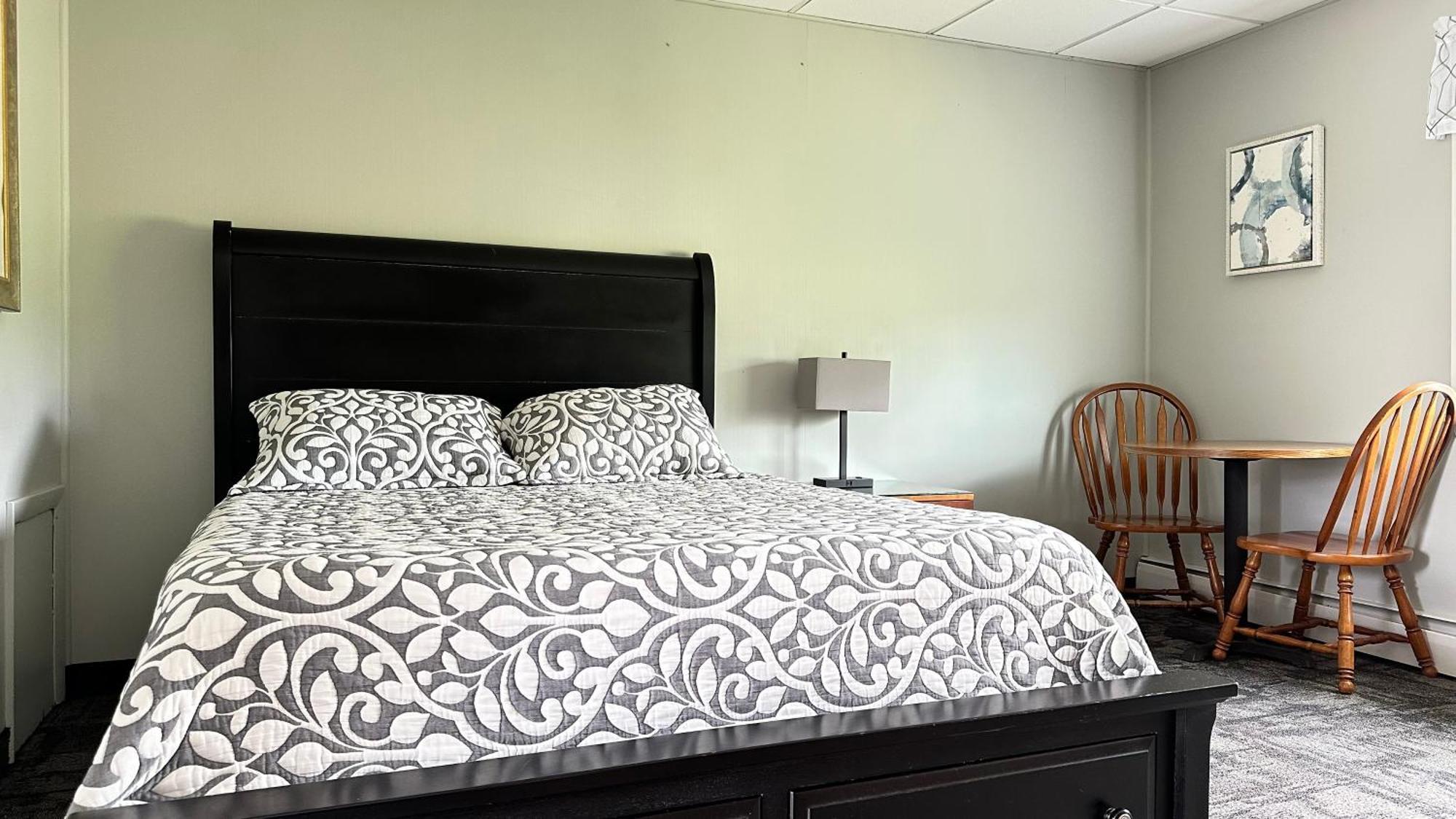 Farmington Colonial Valley Motel מראה חיצוני תמונה
