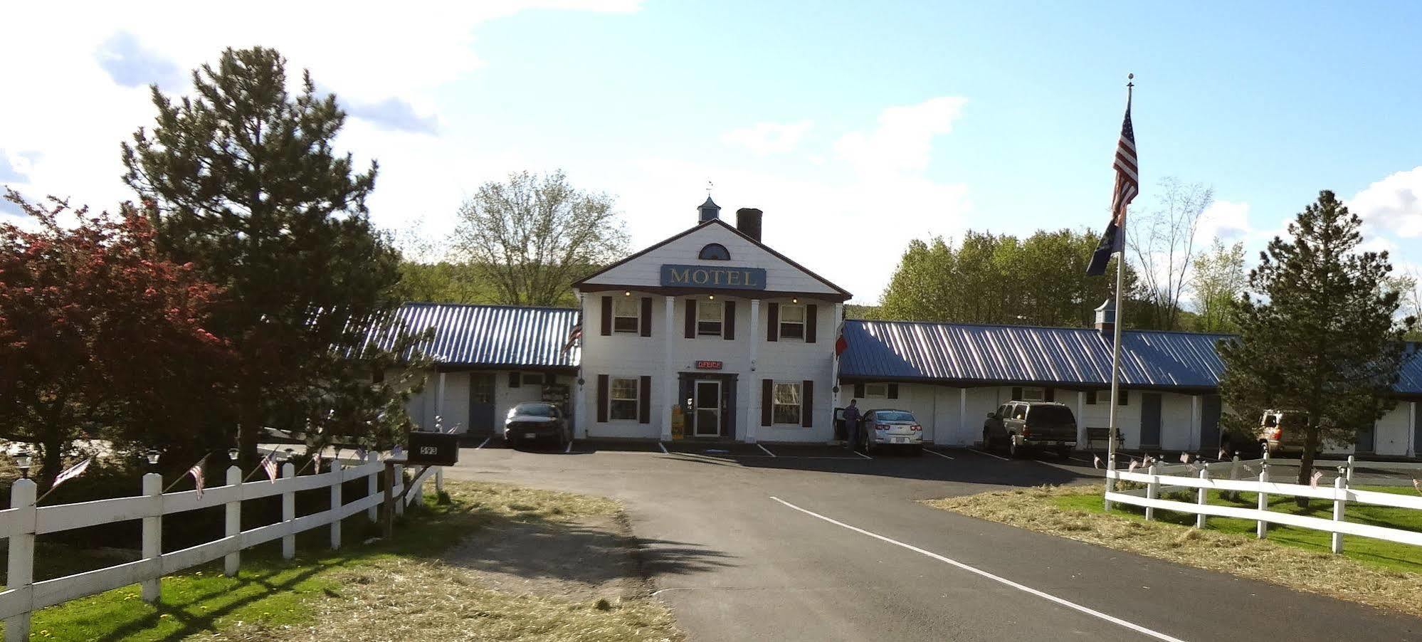Farmington Colonial Valley Motel מראה חיצוני תמונה